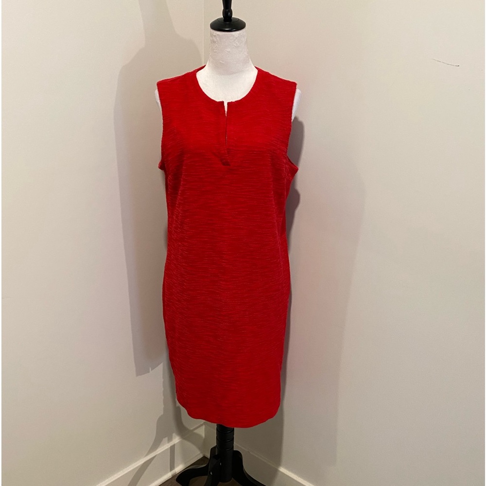 Liz Claiborne Women's Sleeveless V Neck Shift Dress, side pockets, Red, Large